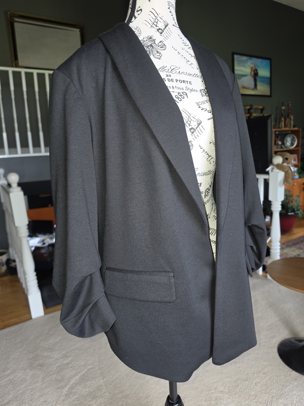 le Chateau Black Open-Front Blazer